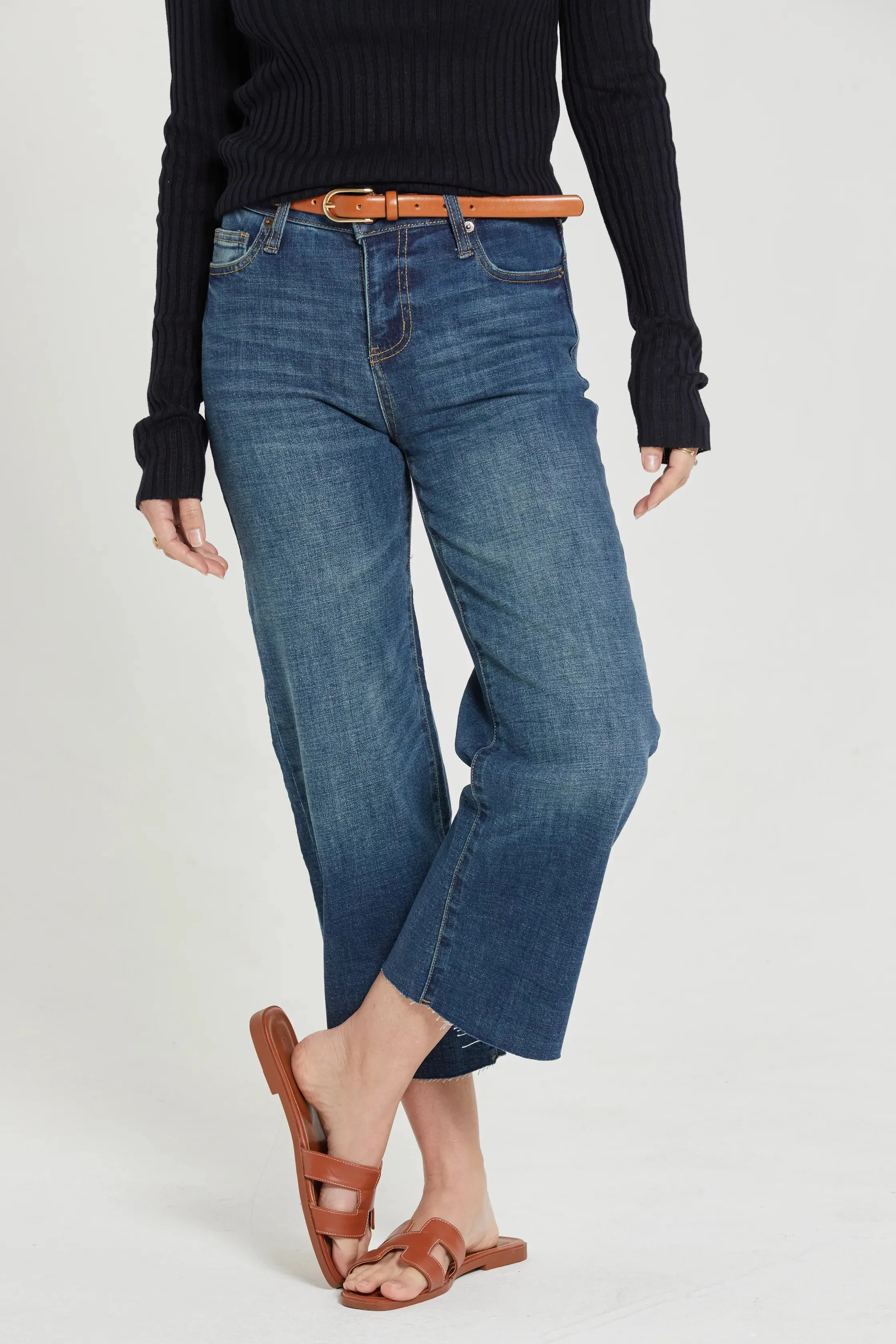 Aberdeen High Rise Wide Leg Crop Dark Aged Vintage