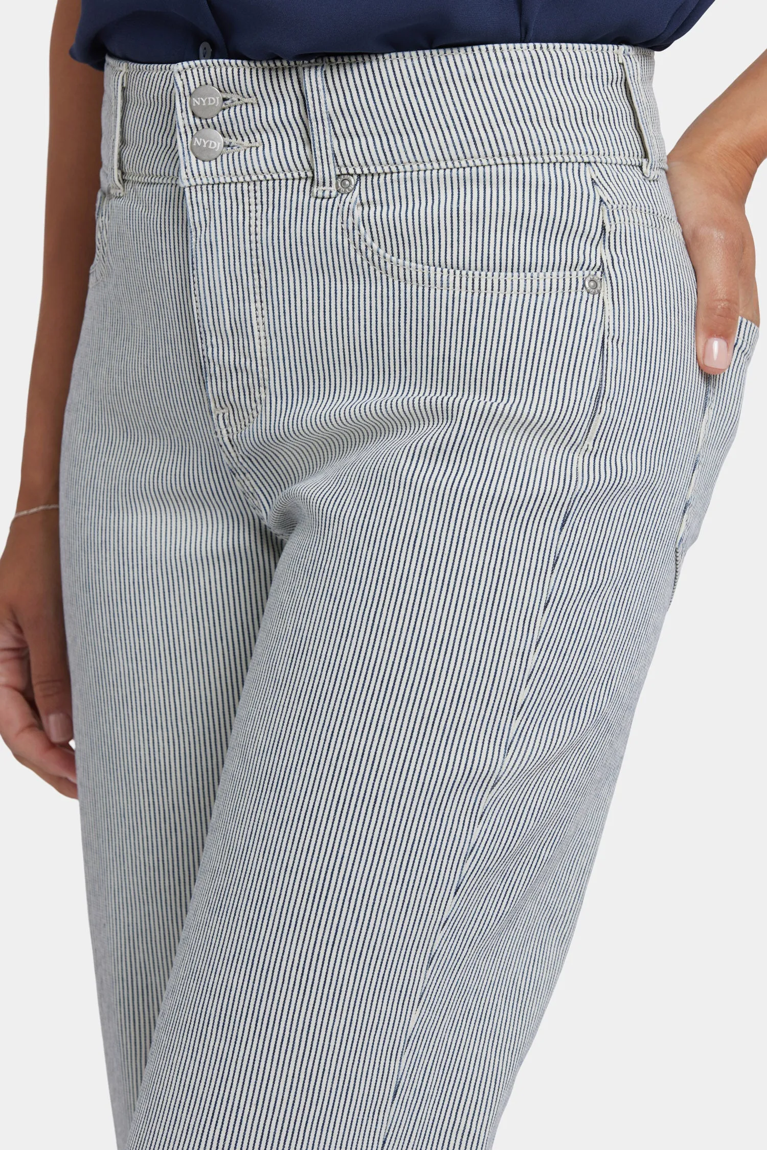 Bailey Relaxed Straight Crop Jeans - Luarca Stripe