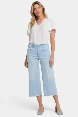 Brigitte Wide Leg Capri Jeans In Petite - Clear Waters