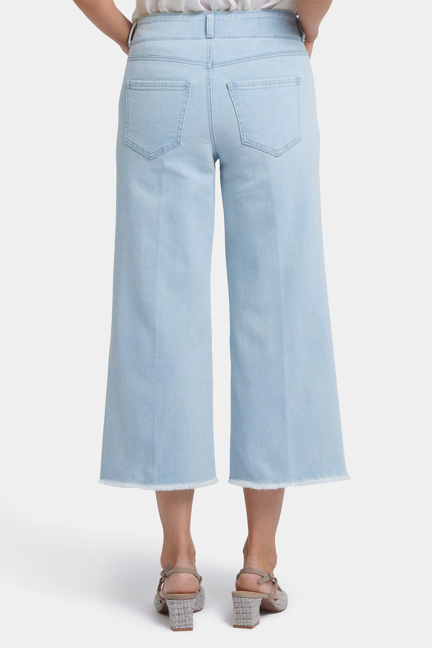 Brigitte Wide Leg Capri Jeans In Petite - Clear Waters