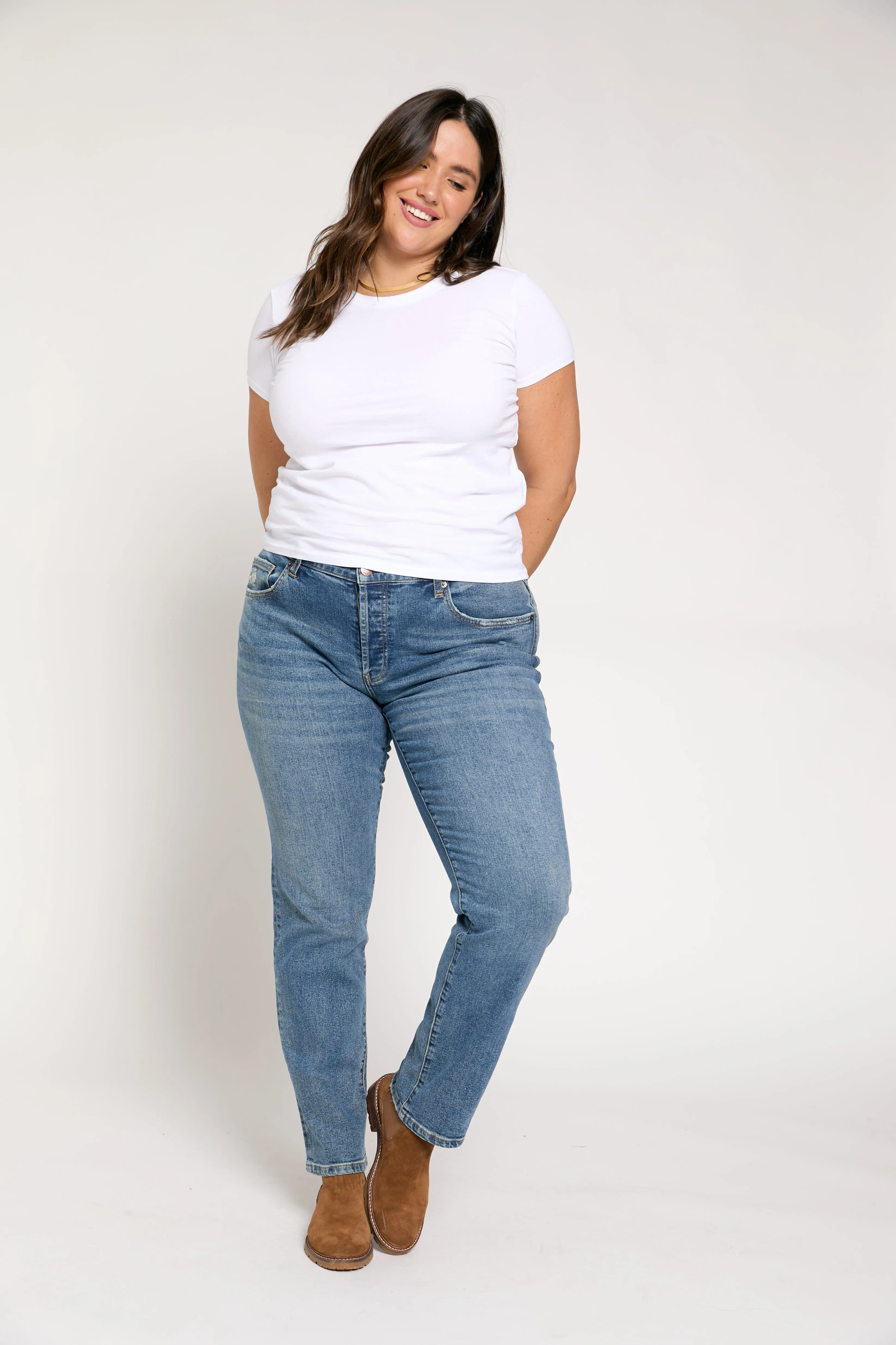 Chester Low Rise Slim Straight Vintage Worn