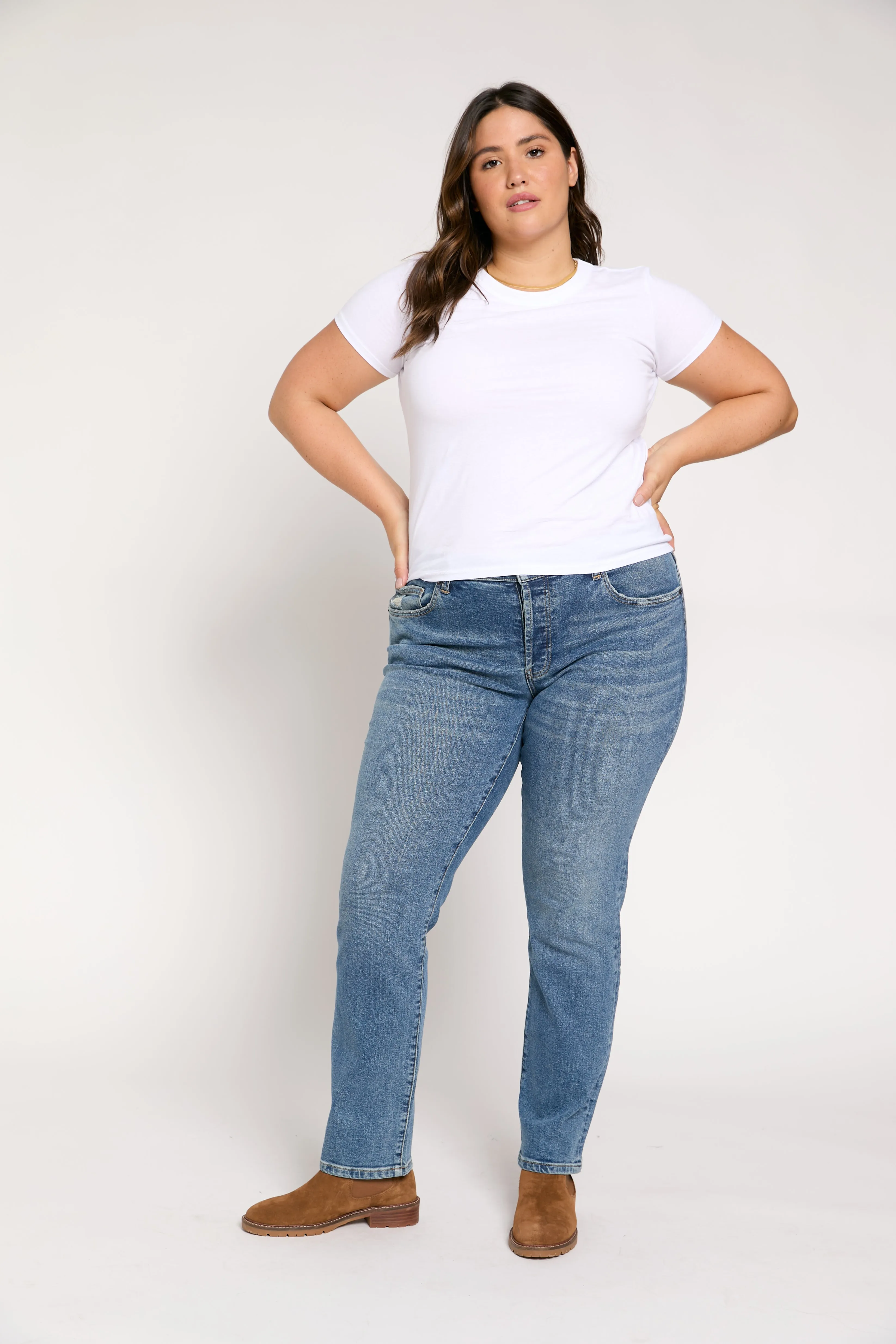 Chester Low Rise Slim Straight Vintage Worn