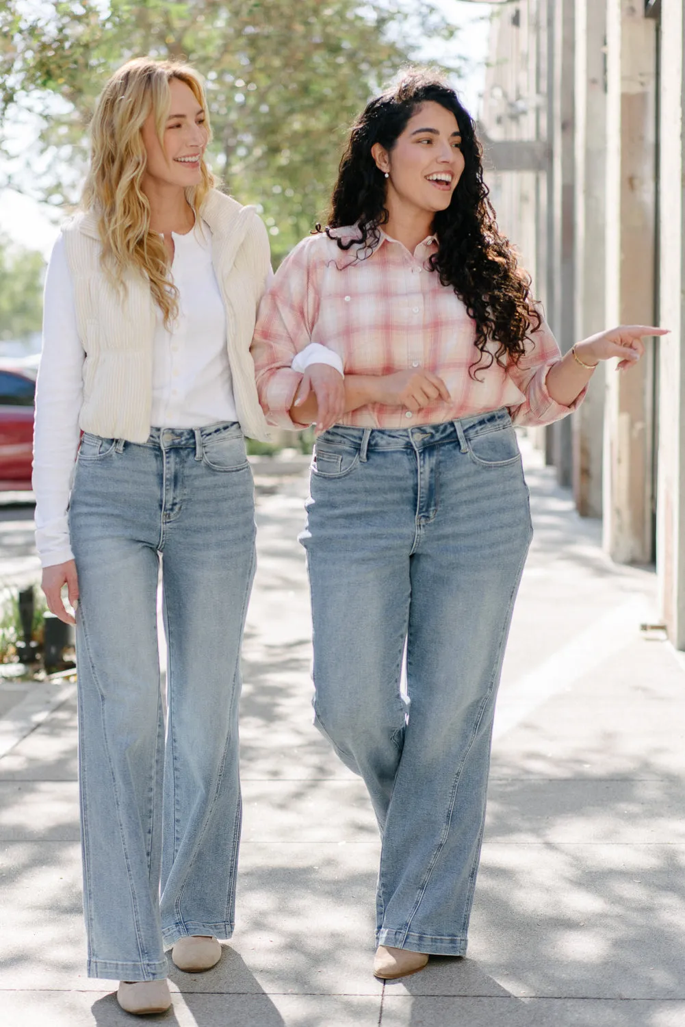 Ciara High Rise Retro Wide Leg Jeans