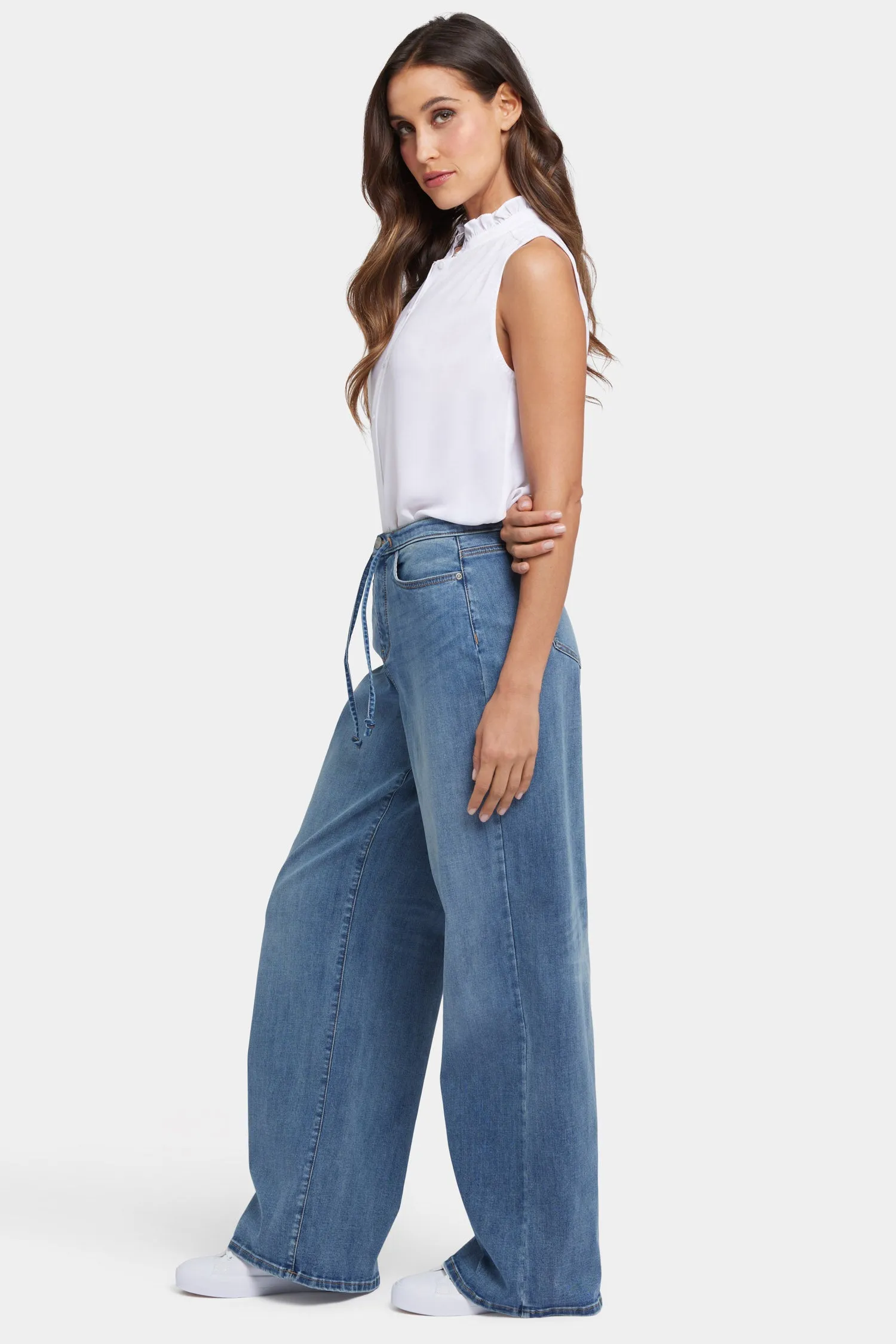 Cindi Relaxed Wide Leg Jeans - Majorca Bay