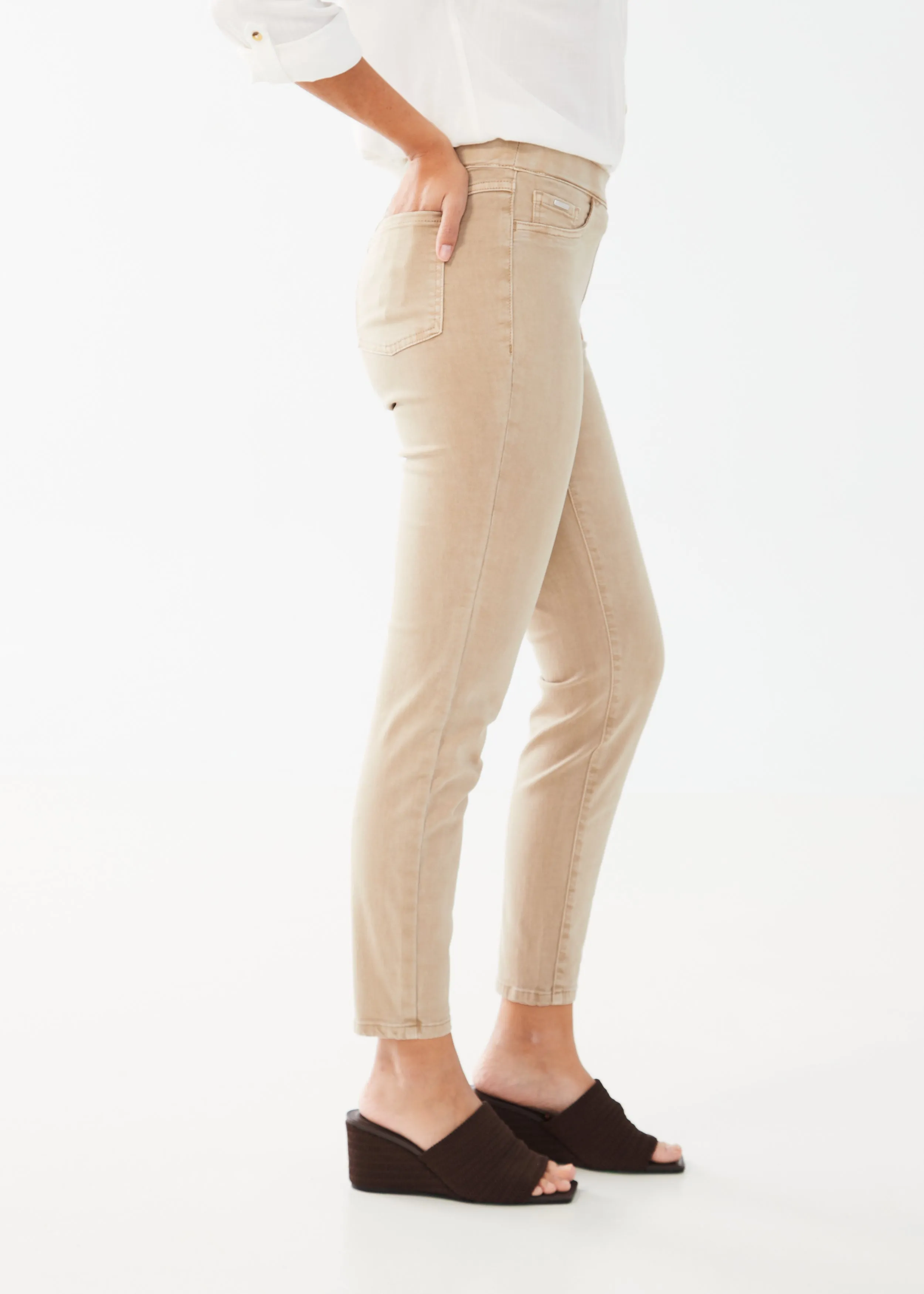 Euro Twill, Pull-On Slim Ankle Denim