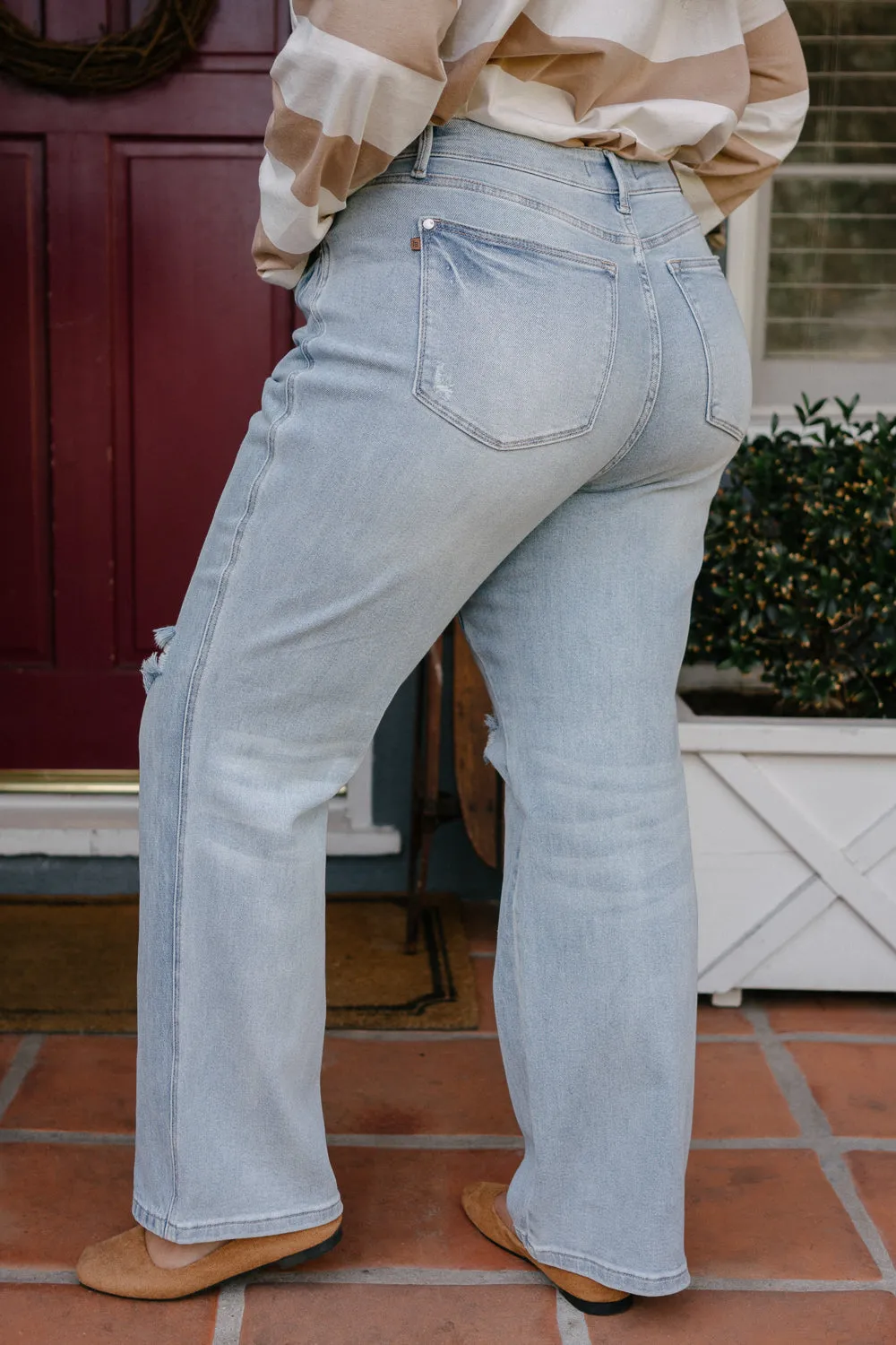 Laurel High Rise Rigid Magic 90's Straight Jeans - PLUS