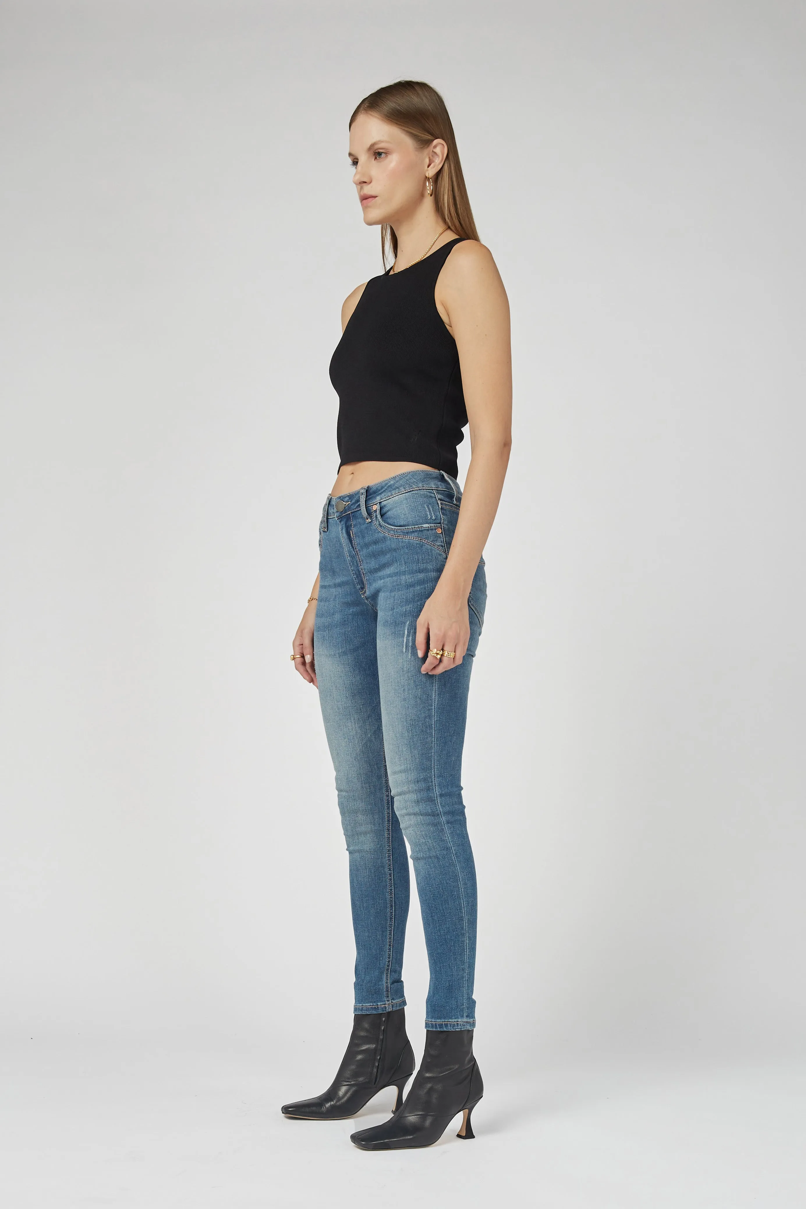 Lauren Mid Rise Insider Jeans