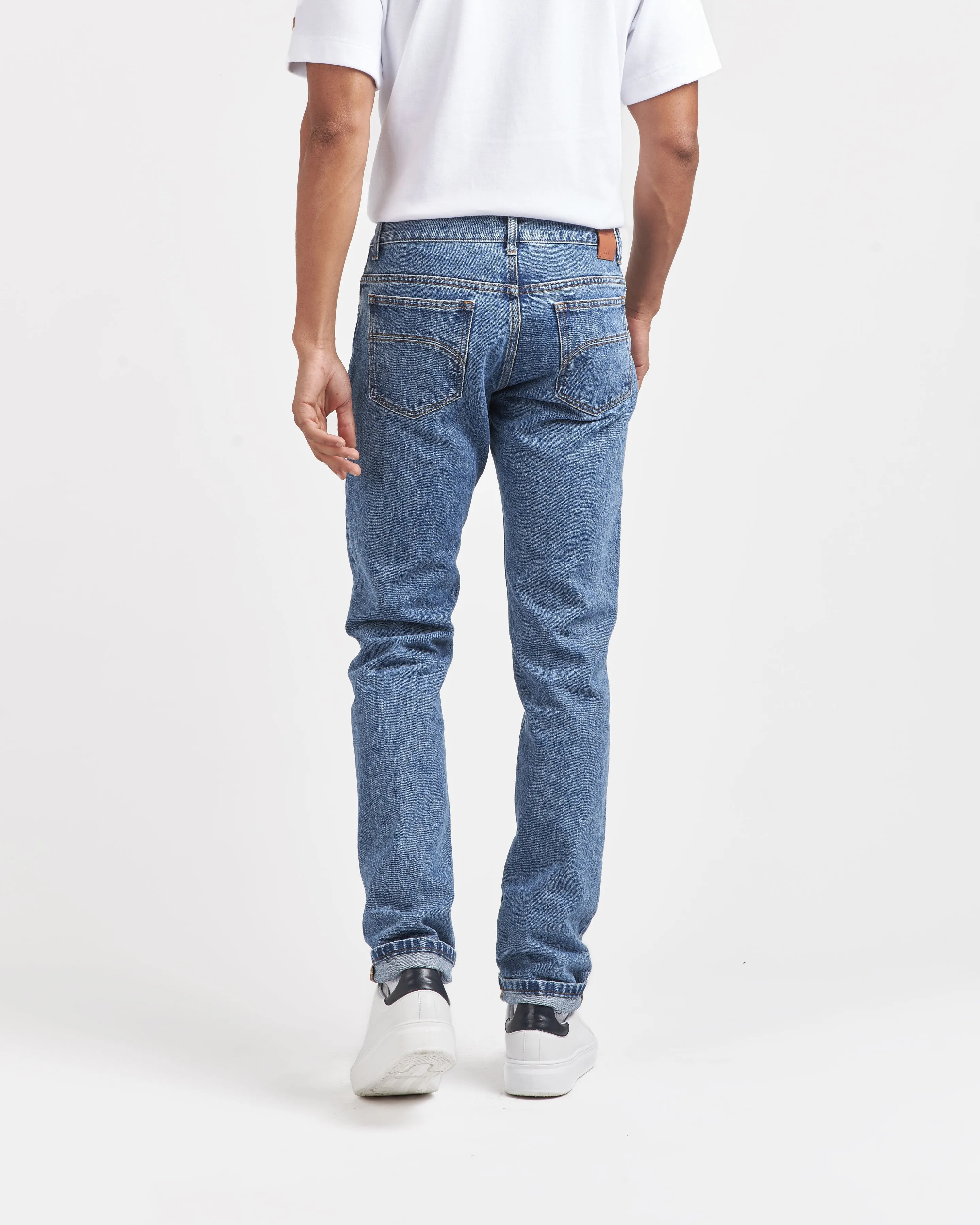 Light fitted straight men's jeans