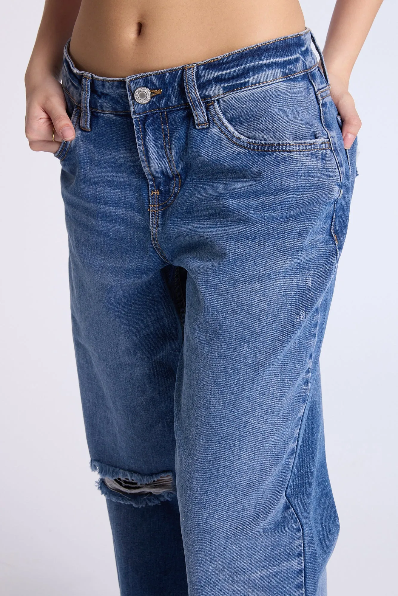 Low Rise Baggy Jeans