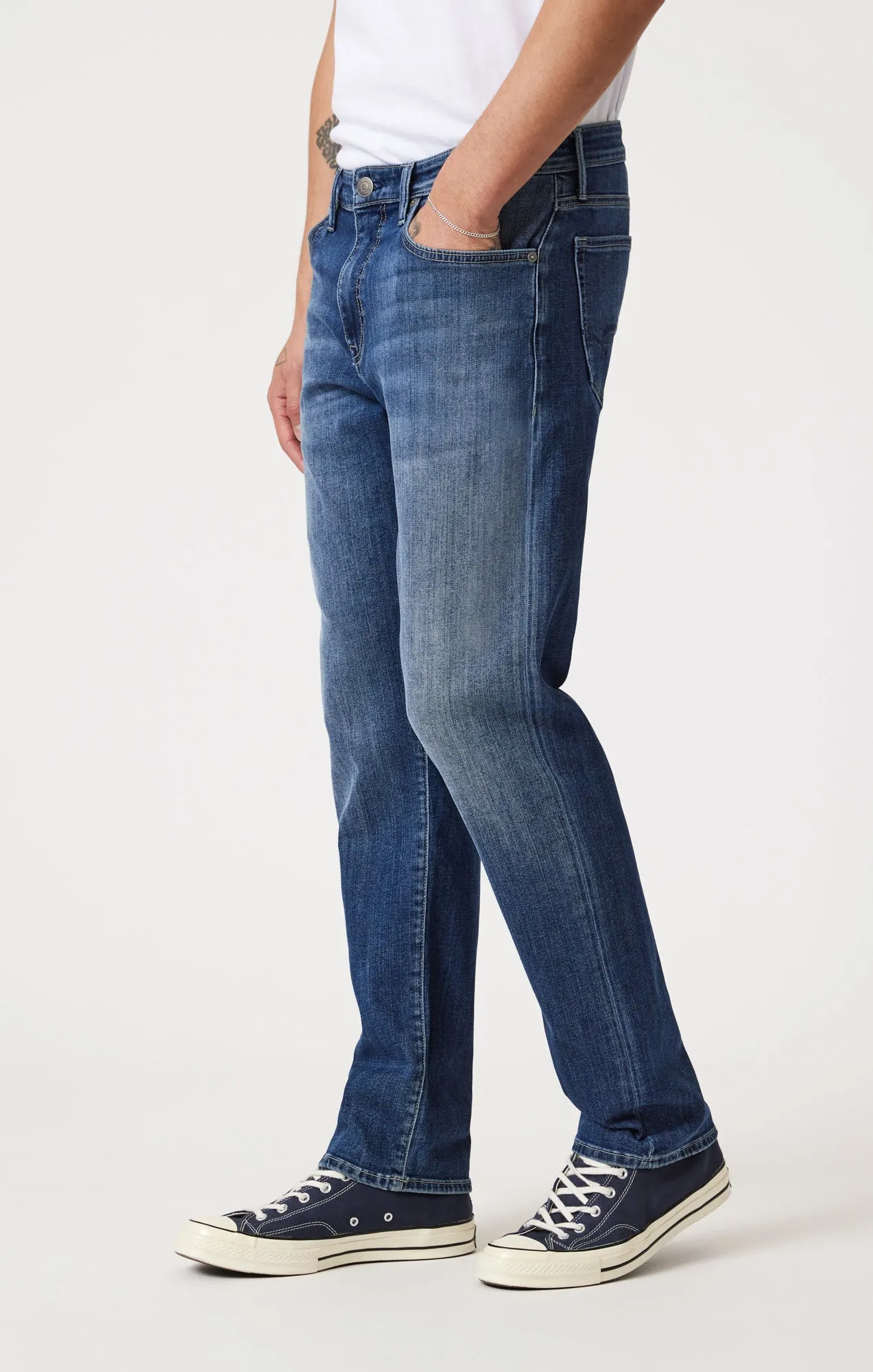 MARCUS SLIM STRAIGHT LEG IN DARK BRUSHED WILLIAMSBURG