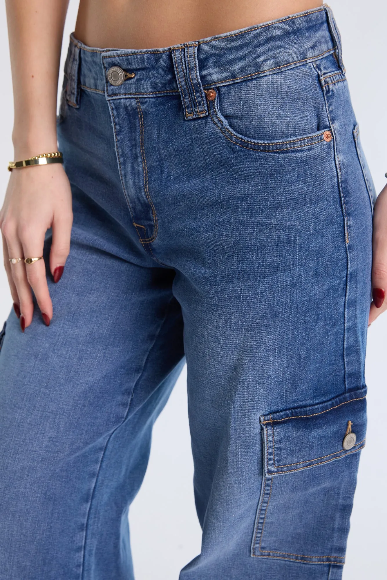 Mid Rise Cargo Wide Leg Jeans