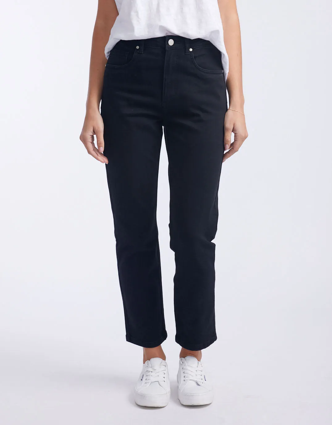 Noelle Straight Leg Jean - Black