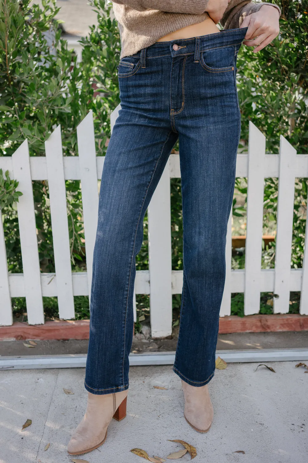 Paisley High Rise Straight Fit Classic Jeans