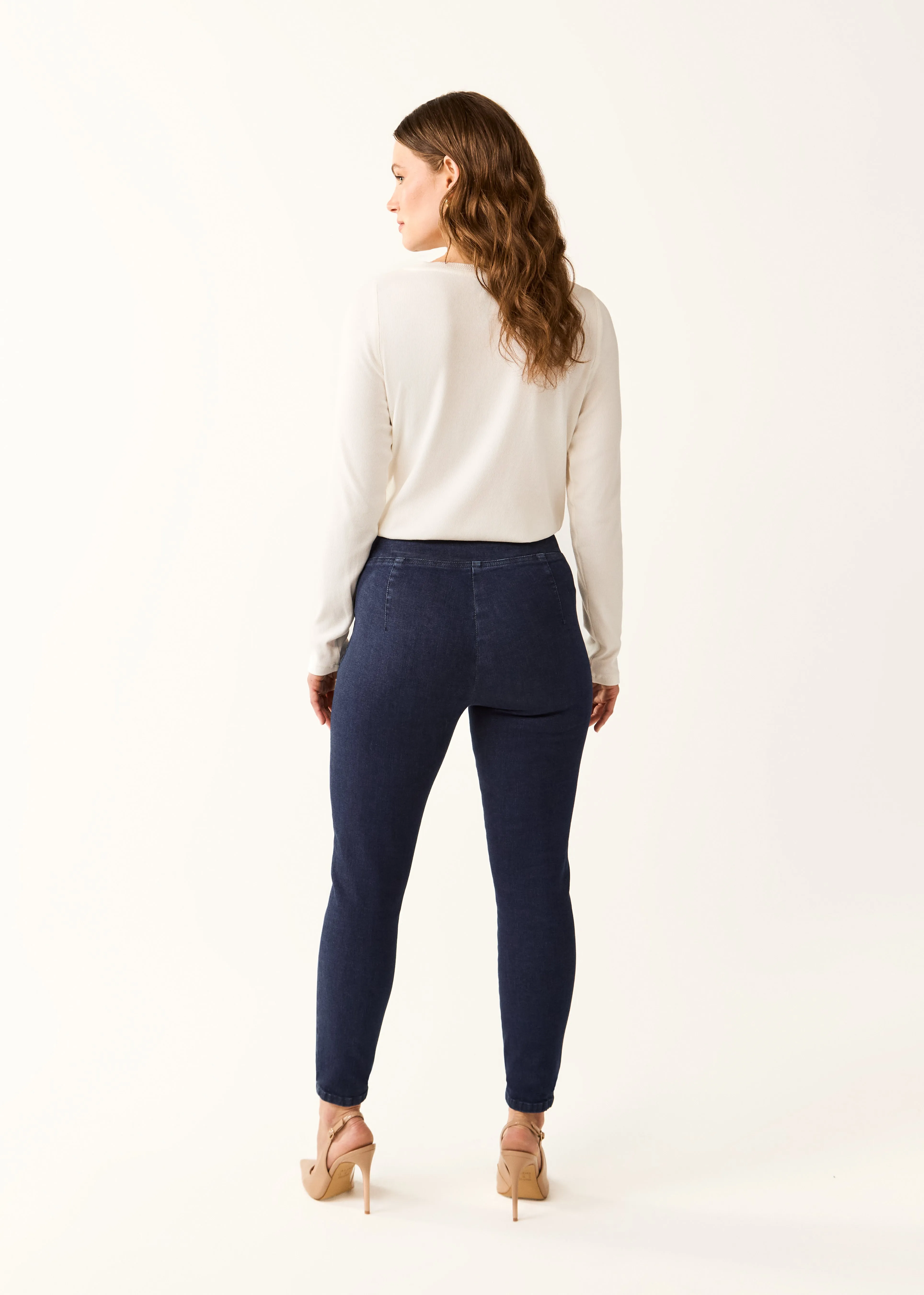 Pull-On Slim Ankle Denim