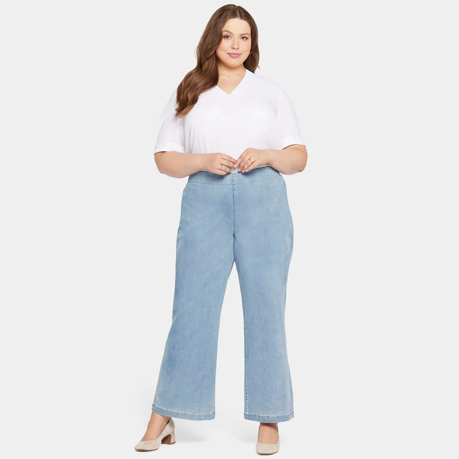 Pull-On Teresa Wide Leg Jeans In Plus Size - Crystalline