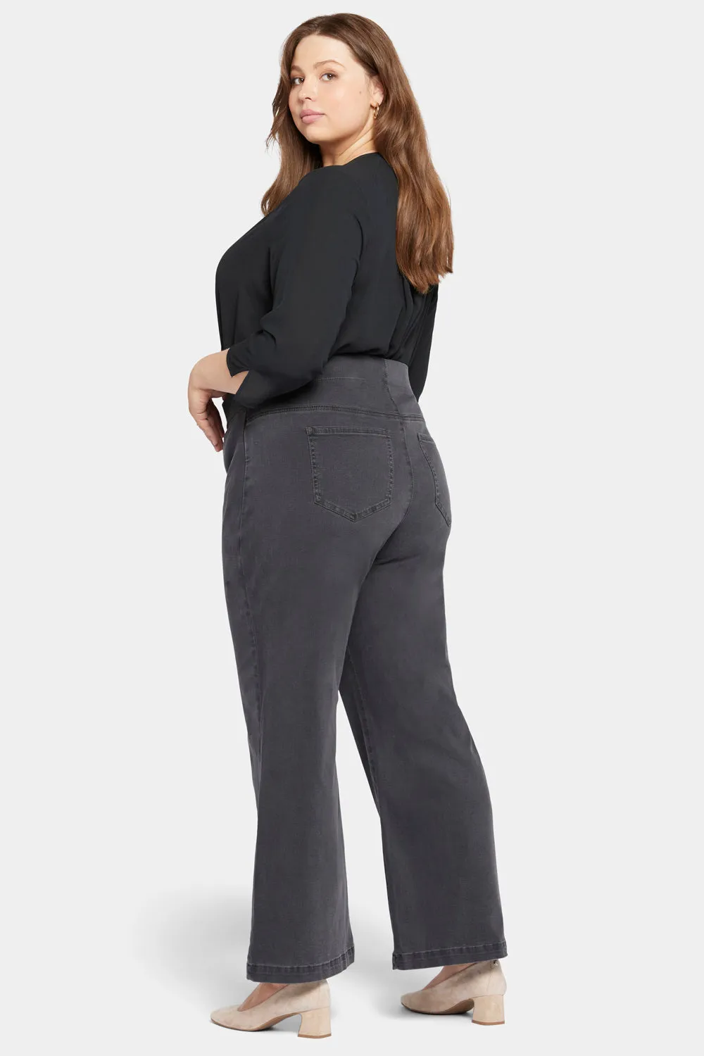 Pull-On Teresa Wide Leg Jeans In Plus Size - Sierra