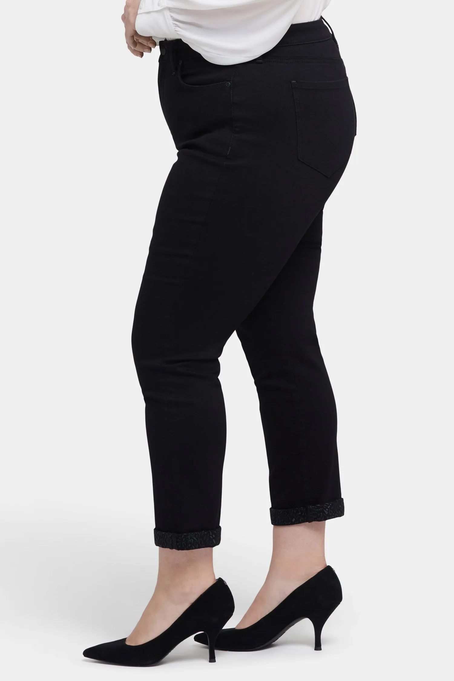 Sheri Slim Ankle Jeans In Plus Size - Black Rinse