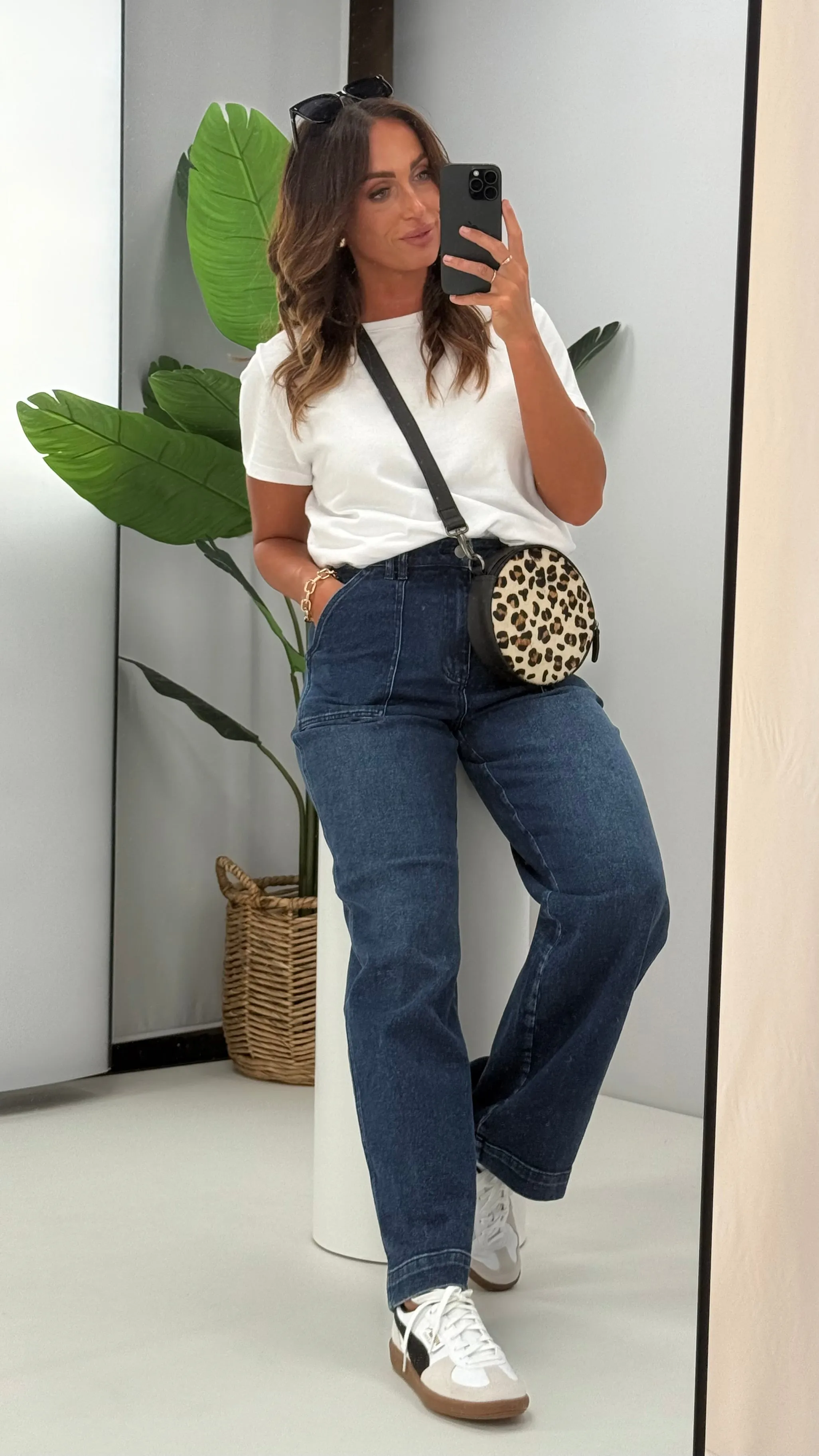 Shine On Label Noah Wide Leg Patch Pocket Jeans Indigo