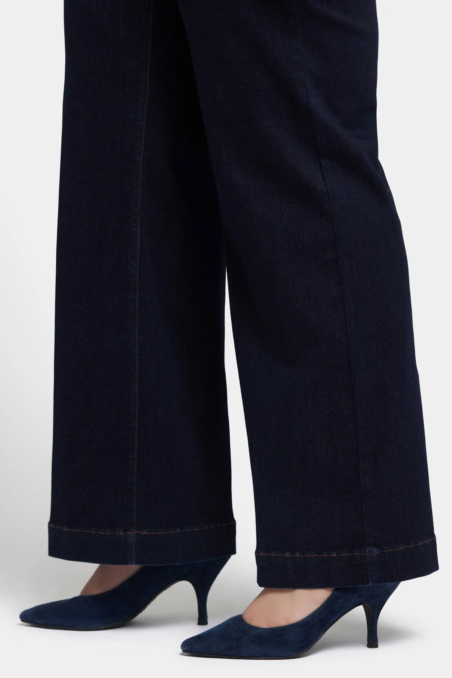 Teresa Wide Leg Jeans In Plus Size - Magical