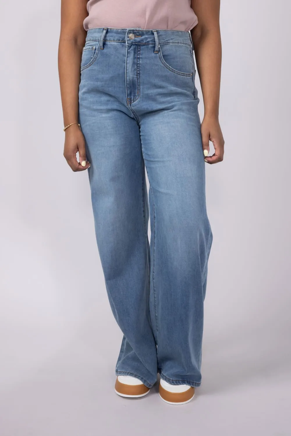 Thread & Supply High Rise Taylor Cloud Wide Leg Jeans for Women | B2367CDSTS-VINTAGEWASH