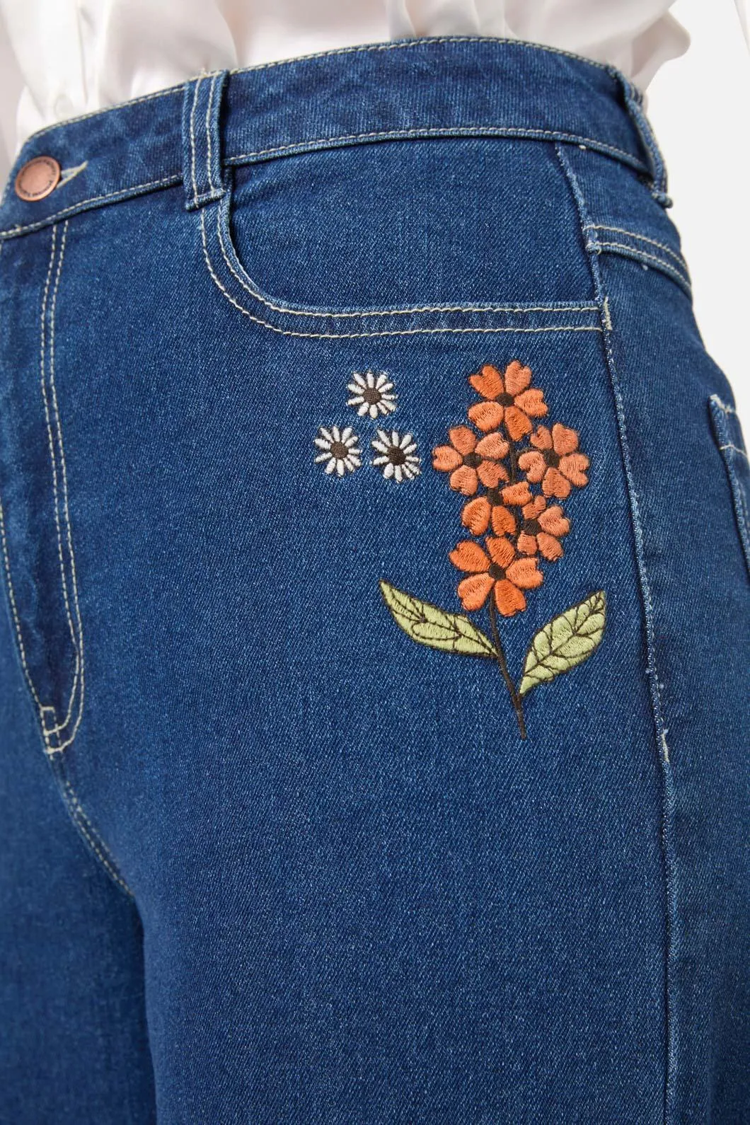 Viva Floral Embroidered Jean