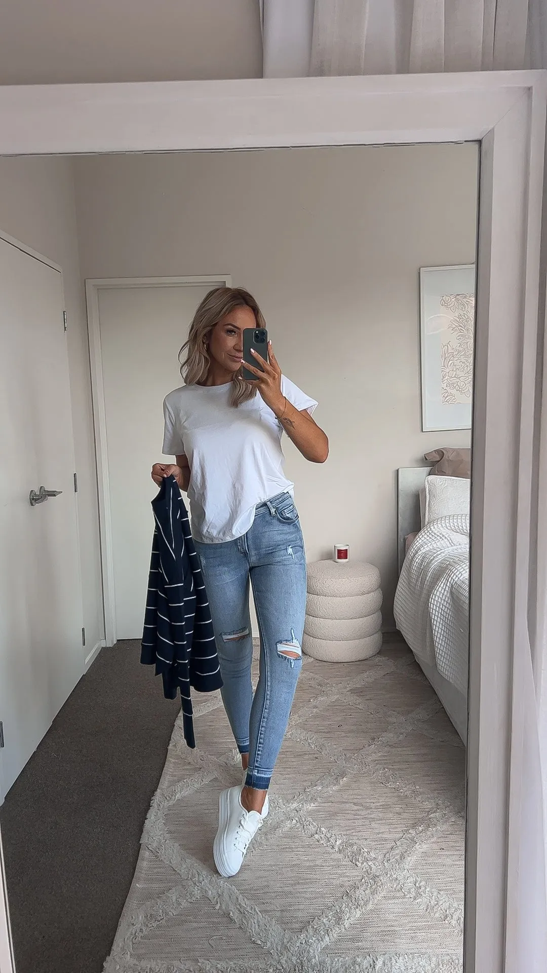 Wakee Georgia Ripped Jean Blue