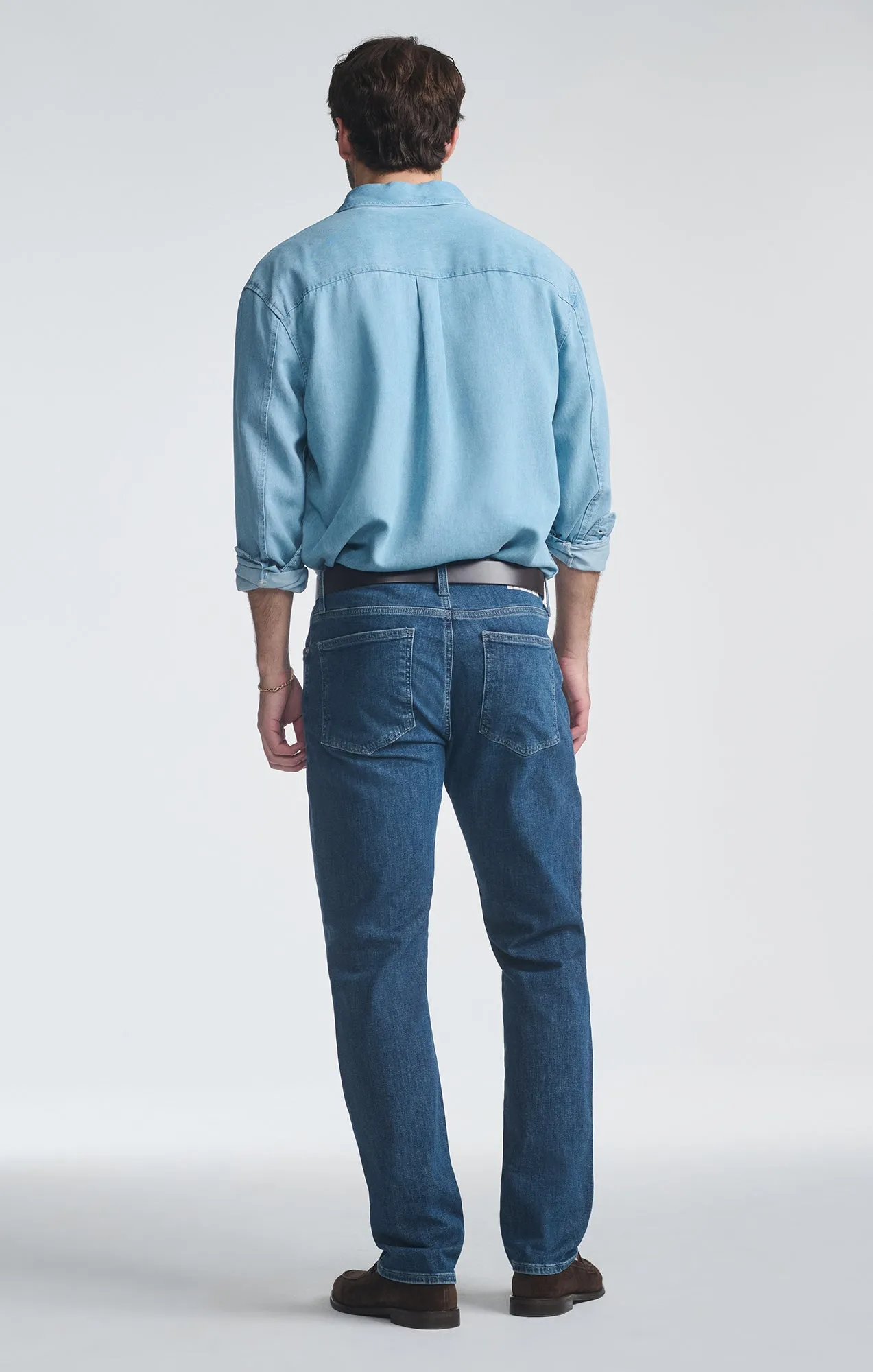 ZACH STRAIGHT LEG IN DEEP USED CLASSIC BLUE