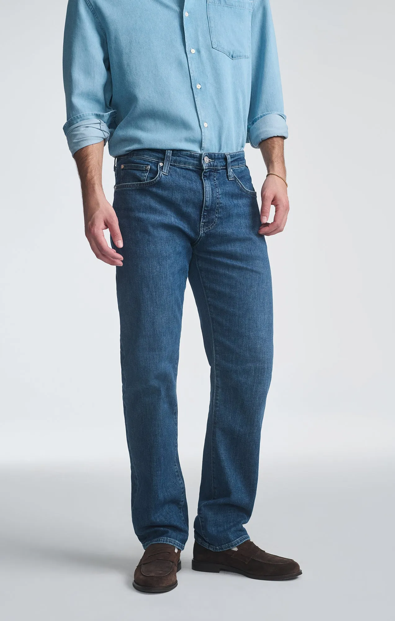 ZACH STRAIGHT LEG IN DEEP USED CLASSIC BLUE