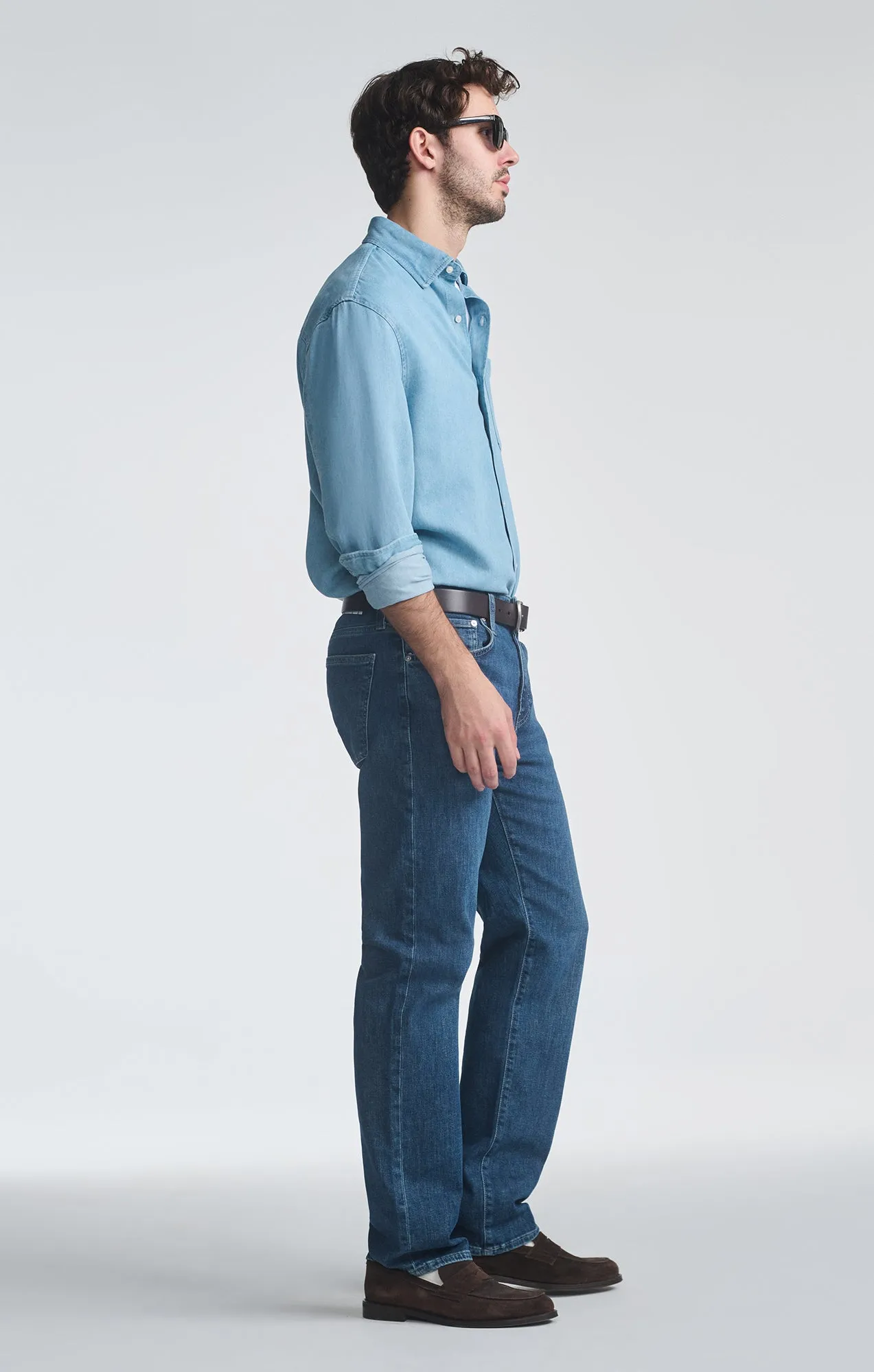 ZACH STRAIGHT LEG IN DEEP USED CLASSIC BLUE