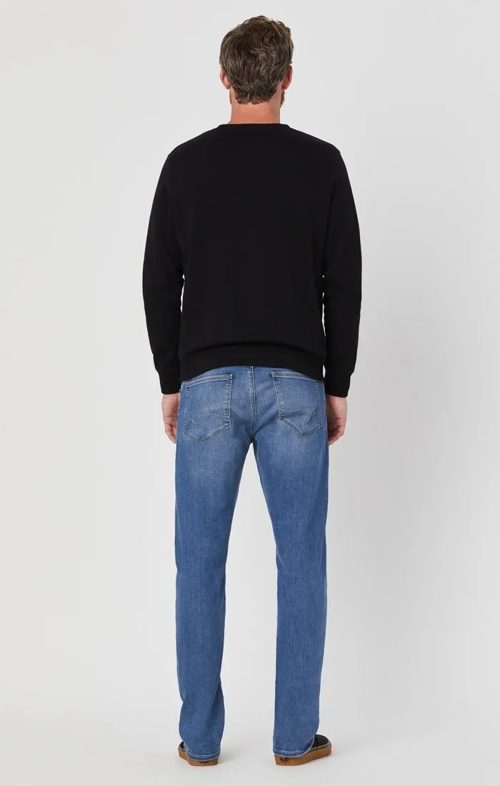 ZACH STRAIGHT LEG JEANS IN LIGHT SUPERMOVE